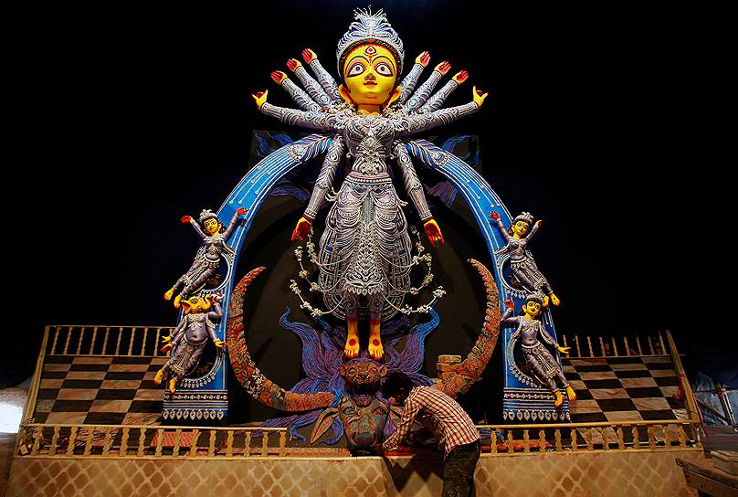 Калькутта, Индия. Подготовка к религиозному празднику Дурга-пуджа