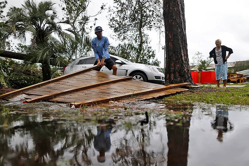 Последствия урагана ликвидируют около 3,5 тыс. служащих национальной гвардии Флориды и больше 1 тыс. профессиональных спасателей
