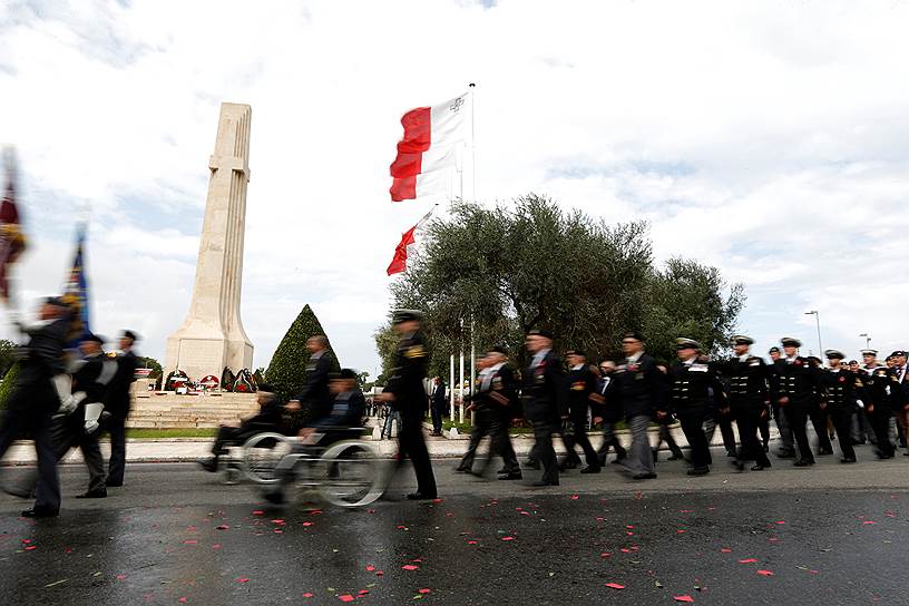 Мальта. Ветераны маршируют по случаю 100-летия окончания Первой мировой войны