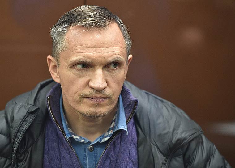 Совладелец и гендиректор девелоперской группы компаний «Пересвет-Инвест» Олег Пронин после задержания в зале суда
