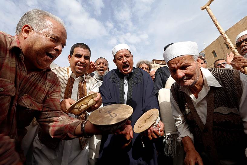 Триполи, Ливия. Мусульмане отмечают день рождения пророка Мухаммеда