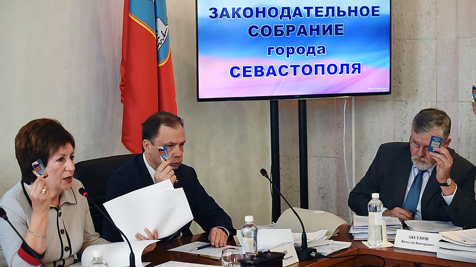 Почему правительству Севастополя не хватает прессы