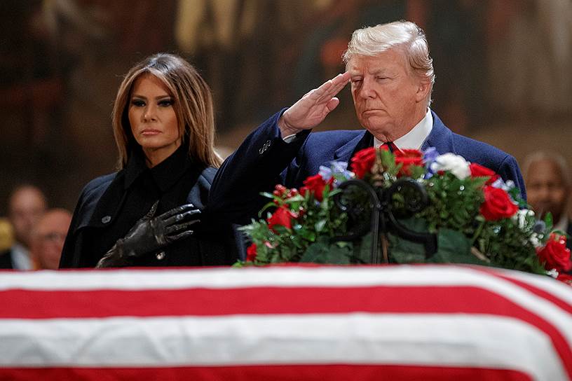 Дональд Трамп приехал на церемонию со своей женой Меланией