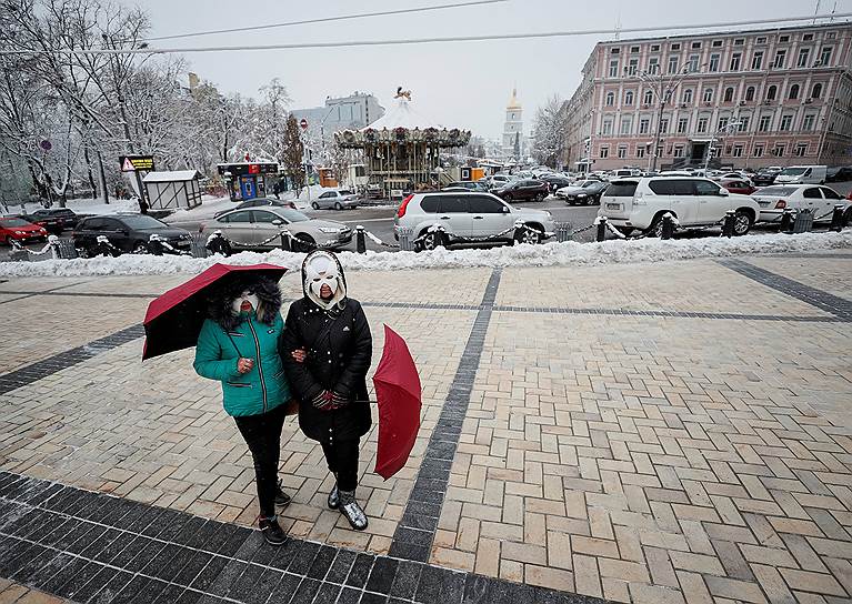 Киев, Украина. Активисты участвуют в акции против насилия в отношении работников секс-индустрии
