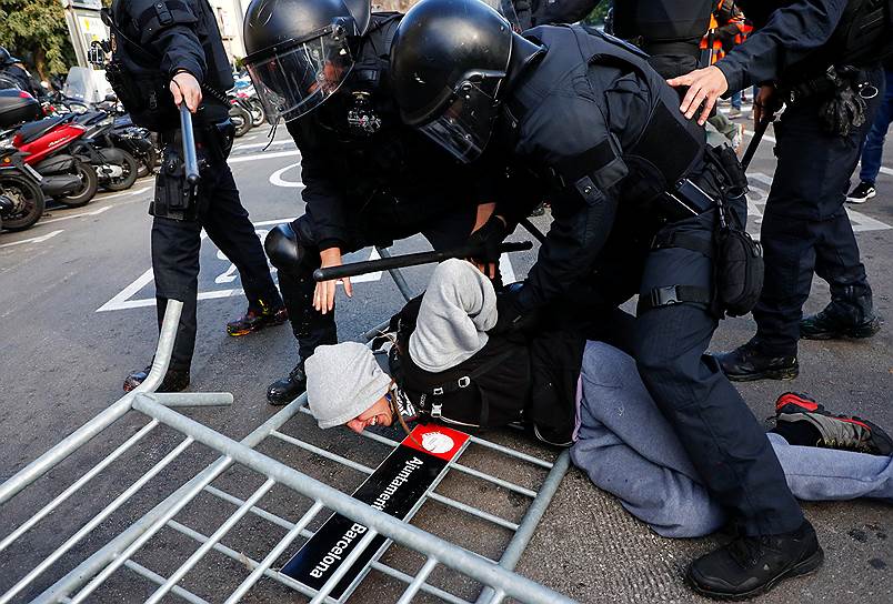 Сообщается о семи задержанных в ходе акций протеста в Барселоне