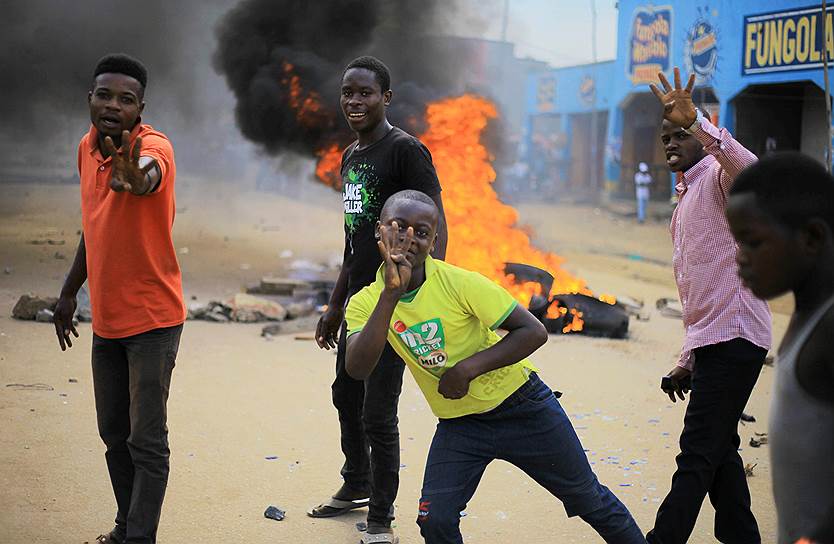 Бени, ДРК. Сторонники оппозиционного кандидата Мартина Файулу на акции протеста