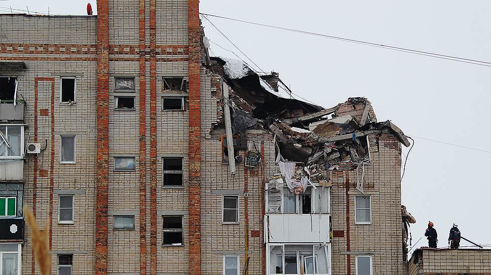 Ростов на дону шахты. Взрыв газа в Шахтах Ростовской области. Шахты Ростовская область взрыва газа. Взрыв дома в Шахтах Ростовской области. 14 Января город Шахты взрыв газа.