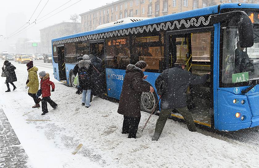 Снегопад в Москве обновил суточный рекорд по количеству осадков для 26 января, он стал самым мощным для столицы за почти 70 лет