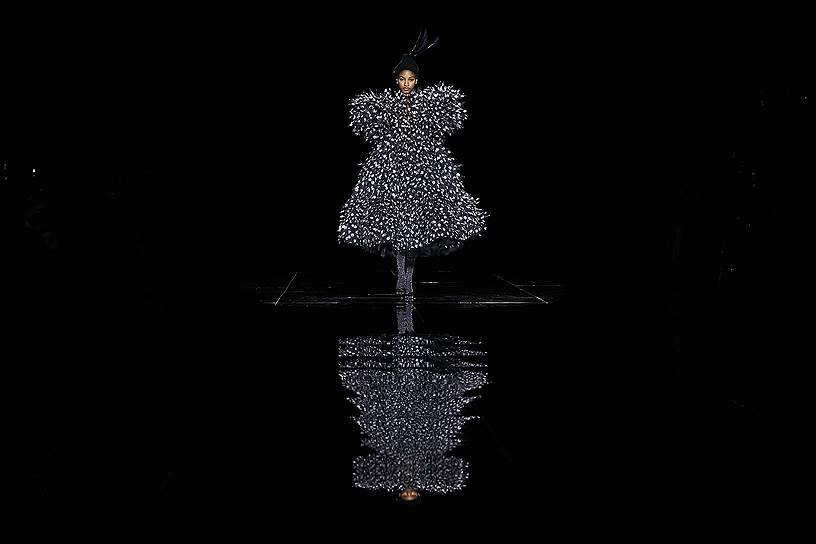 Нью-Йорк, США. Модель Наоми Чин Винг во время Недели моды