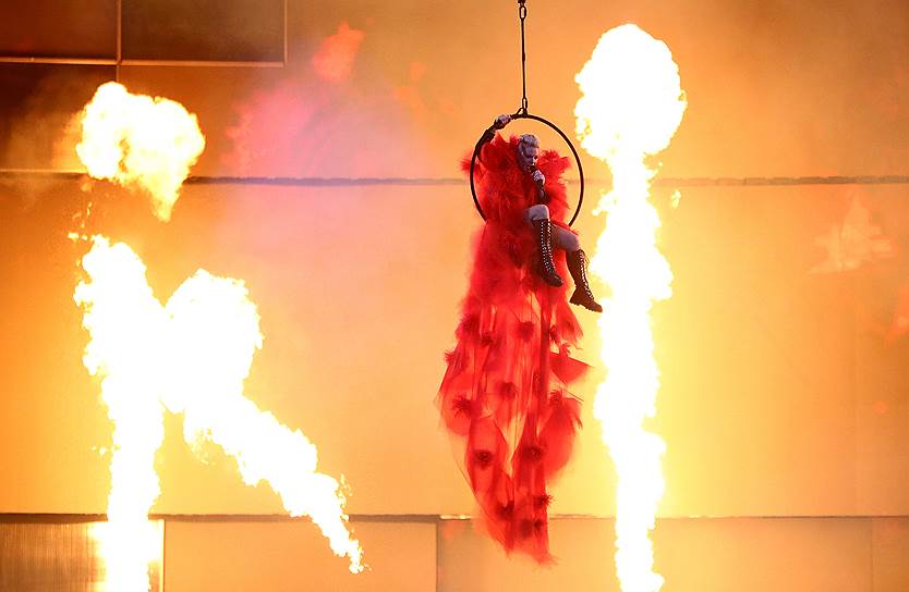 Лондон, Великобритания. Певица Pink на церемонии вручения музыкальной премии Brit Awards