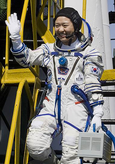 Ли Со Ен. Первая представительница Южной Кореи в космосе (2008)