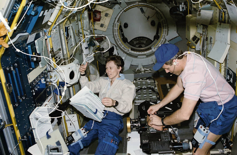 Роберта Бондар. Первая женщина-астронавт из Канады (1992)