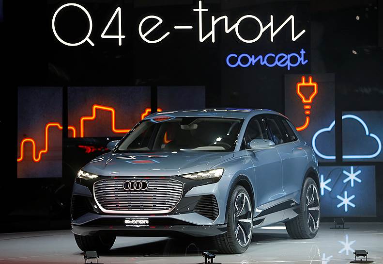 Электромобиль Audi Q4 e-tron дебютировал в статусе концепт-кара, но в ближайшее время компактный кроссовер с электромотором станет серийной моделью