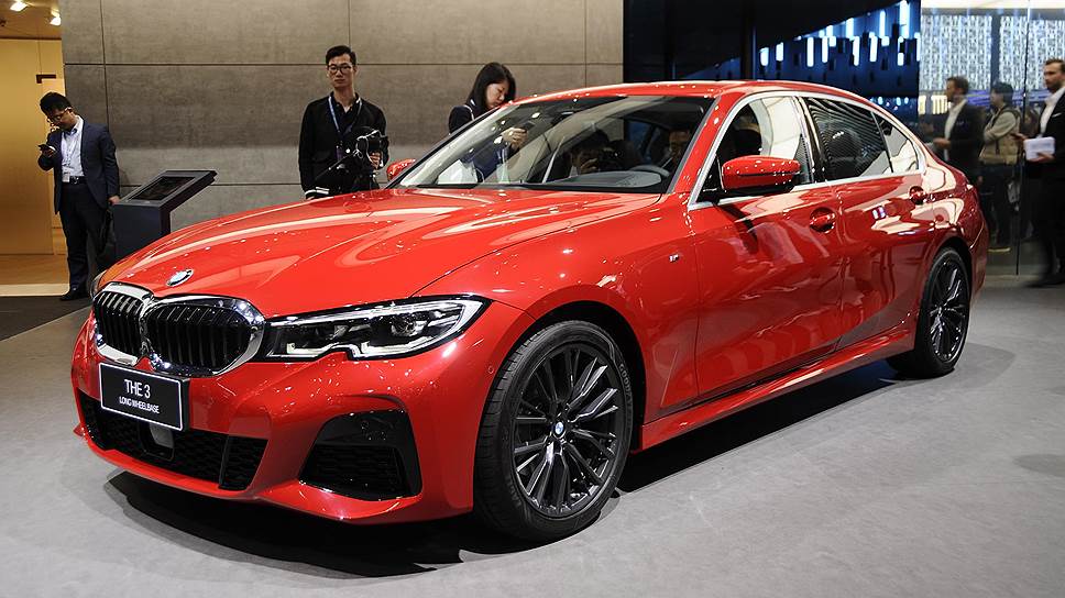 В Китае высоко ценят удлинённые версии автомобилей, поэтому в BMW специально для местного рынка подготовили новую модификацию седана 3-Series последнего поколения с увеличенной колёсной базой