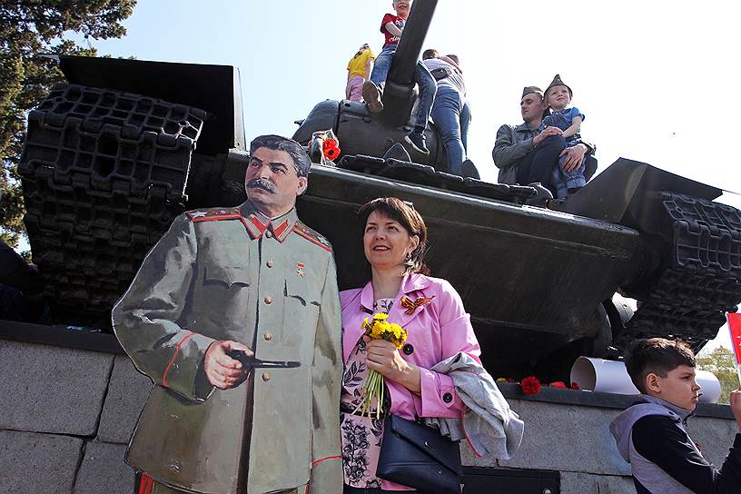 Барнаул. Празднование 74-й годовщины Победы