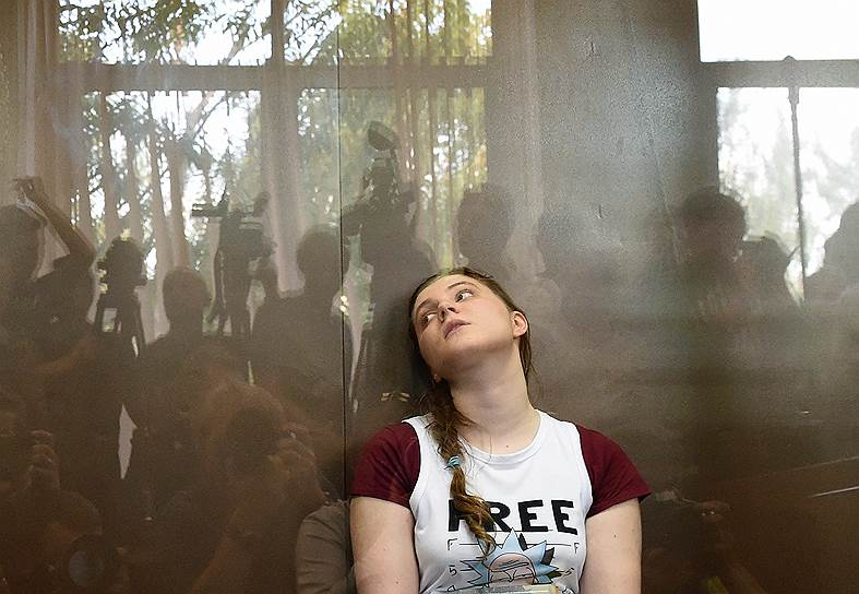 &lt;b>Безразличие&lt;/b>. Анна Павликова, участница движения «Новое величие»&lt;br> 16 августа 2018 года. На заседании суда переведена из СИЗО под домашний арест