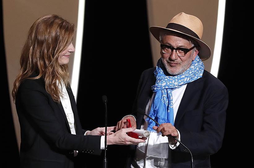 Специального упоминания жюри удостоился режиссер Элия Сулейман (справа) за фильм «Должно быть, это рай»