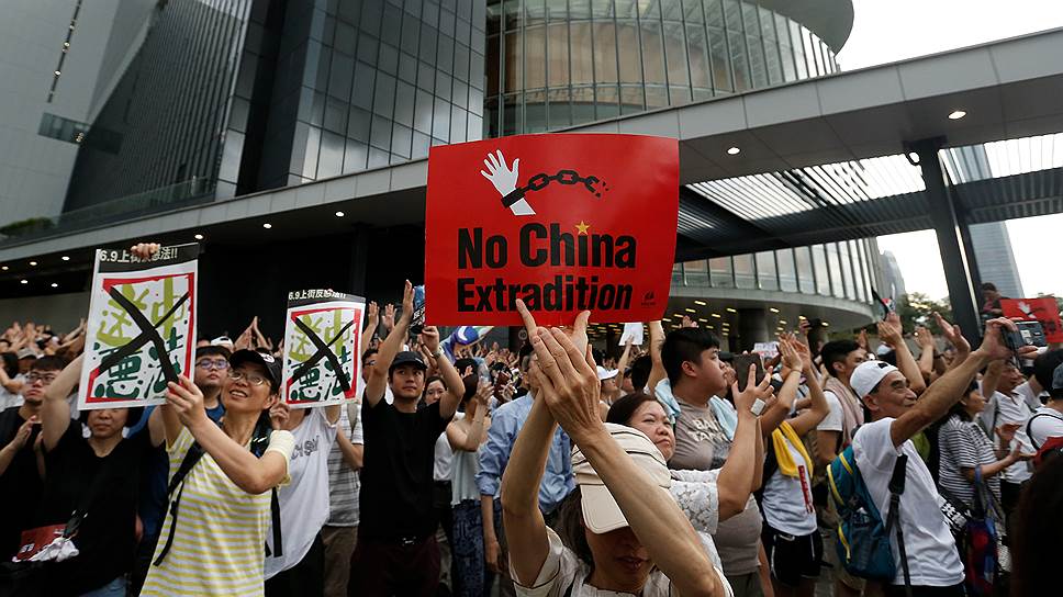 Почему протестуют в Гонконге