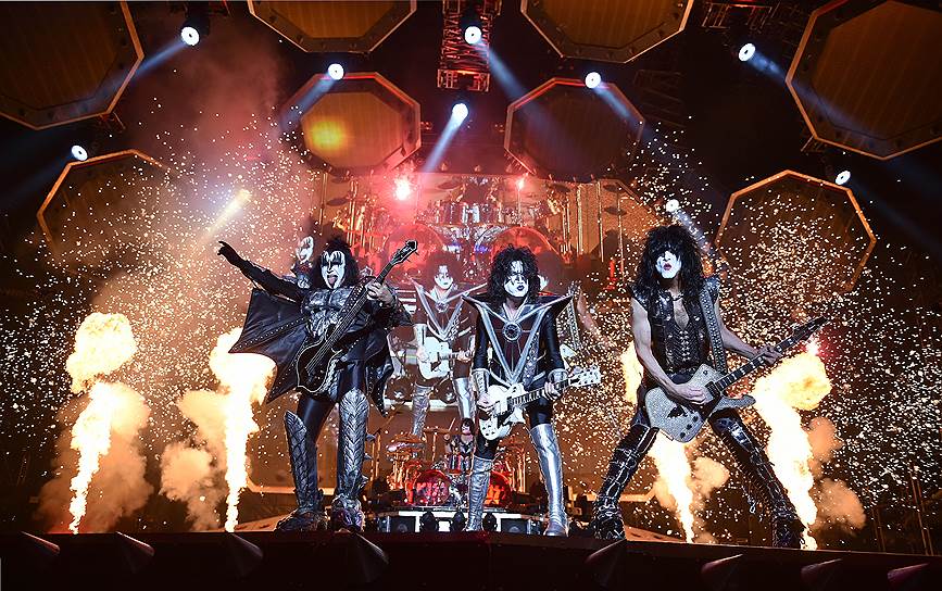 Москва. Концерт группы Kiss на «ВТБ Арене»