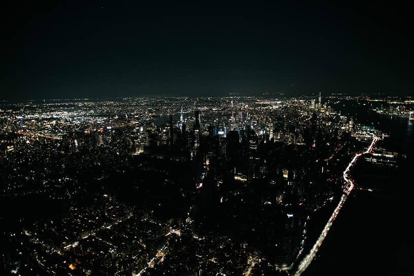 Вечером 13 июля из-за массового сбоя в подаче электроэнергии некоторые части Нью-Йорка остались без света