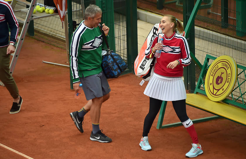 Бизнесмен Александр Зайонц и теннисистка Елена Веснина во время благотворительного теннисного турнира Bosco Friends Open в «Лужниках»