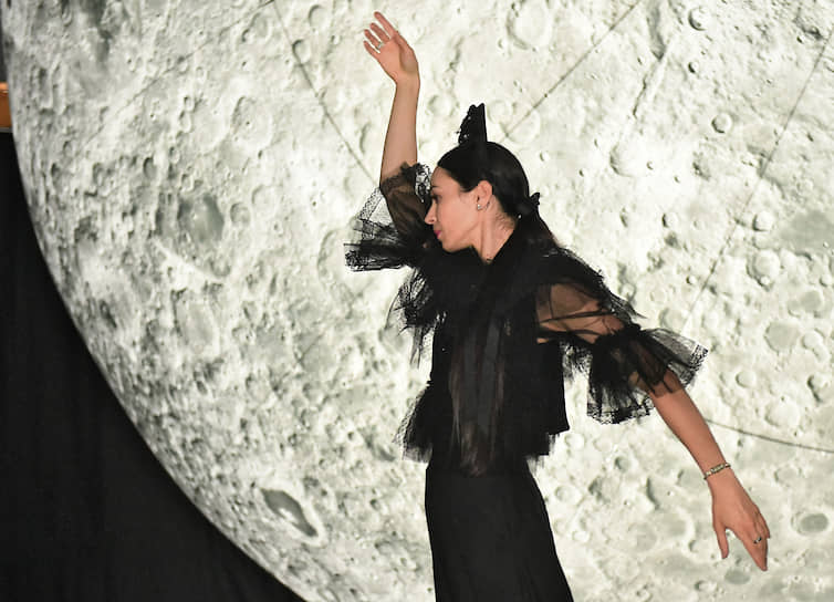 Балерина Диана Вишнева во время гала-ужина в Планетарии №1 в честь открытия первого бутика Omega в Санкт-Петербурге