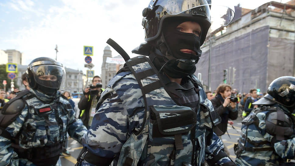 «Прогулка в поддержку честных выборов» в Москве: Онлайн-трансляция &quot;Ъ&quot;