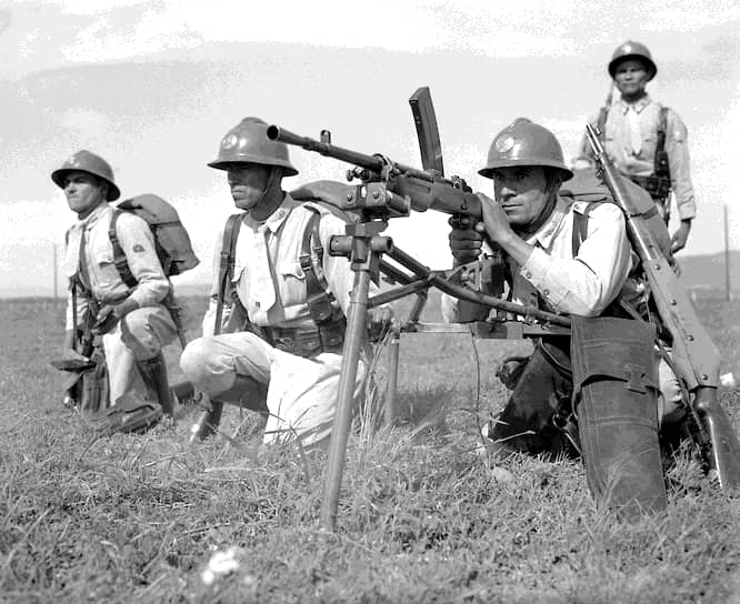 Мексиканские солдаты в Нижней Калифорнии, 1942 год