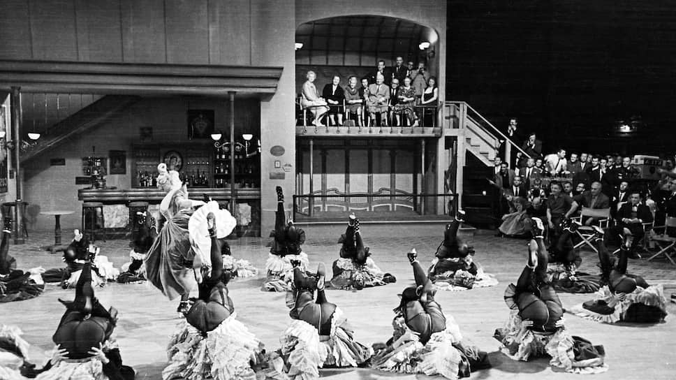 Канкан для высокого советского гостя