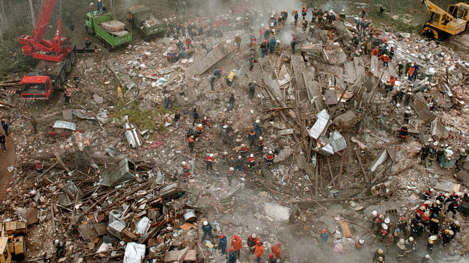 Во сколько произошел теракт вчера. Каширское шоссе взрыв 1999. Взрывы на каширке и Гурьянова 1999. Теракт 13 сентября 1999 Москва. Взрывы в Москве в 1999 г на Каширском шоссе.
