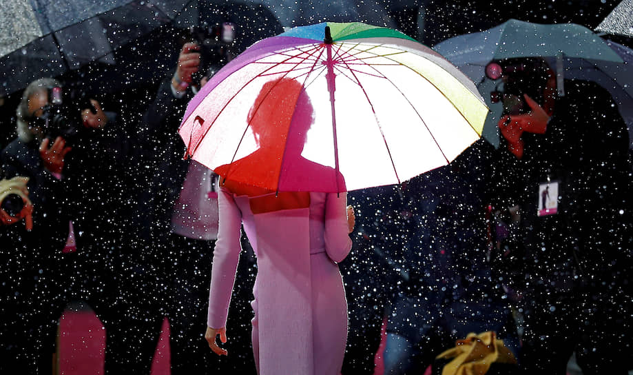 Лондон, Великобритания. Актриса Рене Зеллвегер на премьере фильма «Джуди»