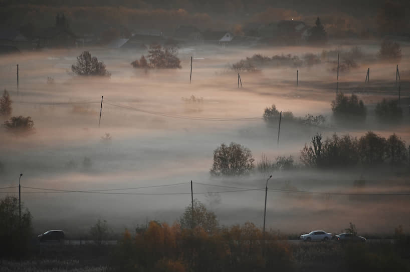 Омск, Россия. Утренний туман