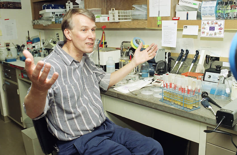 Британский биохимик и молекулярный биолог Ричард Джон Робертс потратил нобелевские премиальные на площадку для игры в крокет