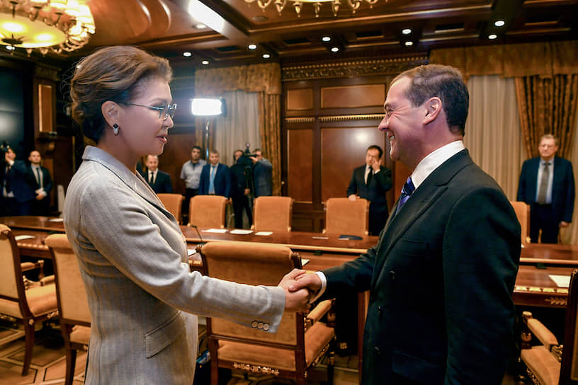 Спикер Сената Казахстана Дарига Назарбаева и премьер-министр России Дмитрий Медведев