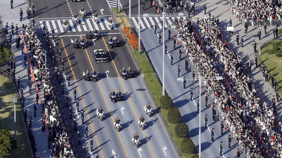 Улицы Токио во время церемонии 