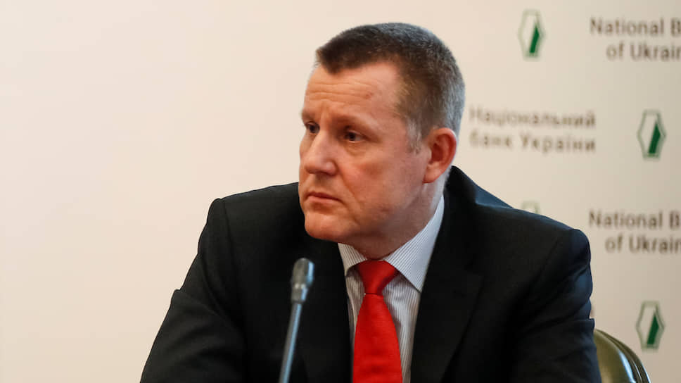 Глава правления Приватбанка Петр Крумханзл