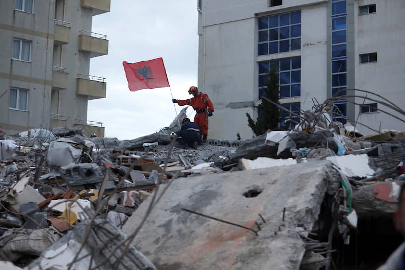 Дуррес, Албания. Последствия землетрясения в стране