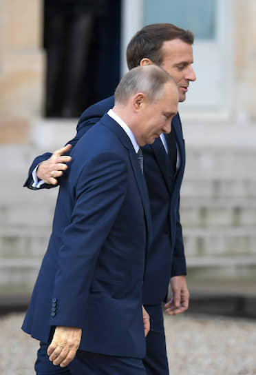 До начала саммита прошла встреча Владимира Путина и президента Франции Эмманюэля Макрона (на фото)