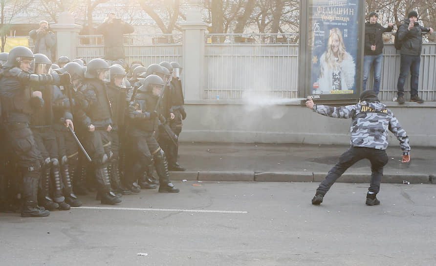 Полиция Украины возбудила уголовное производство за сопротивление силовикам