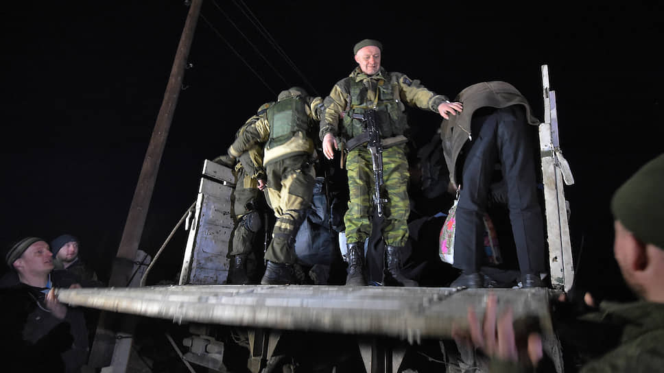 Как контактная группа по Донбассу согласовала условия освобождения и обмена удерживаемых лиц