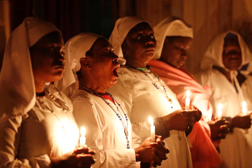 Найроби, Кения. Рождественская служба в церкви африканской миссии Мария Легио 