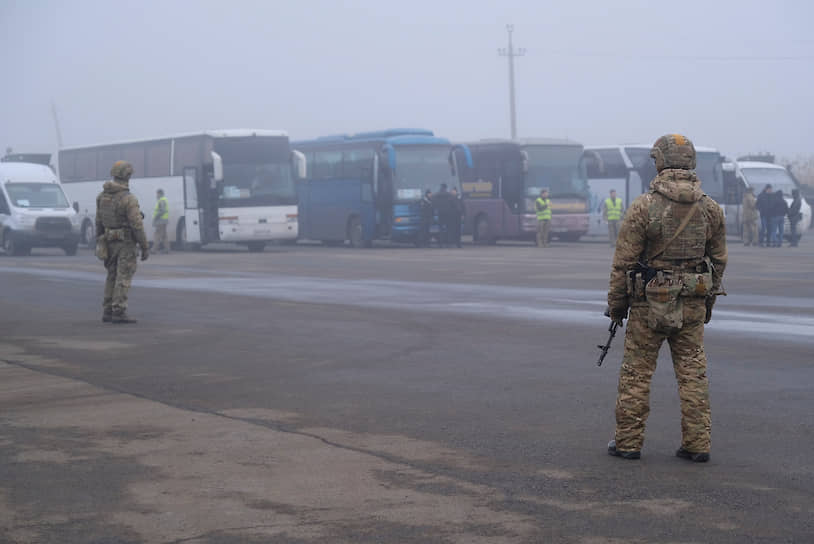 Вопрос обмена пленными между Киевом и самопровозглашенными народными республиками Донбасса сдвинулся с мертвой точки после саммита в «нормандском формате», прошедшем в Париже 9 декабря