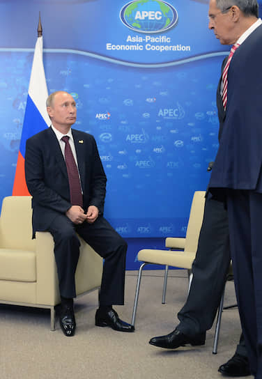 «Кому-то не нравится, что мы не торгуем своим суверенитетом, но иначе быть не может»&lt;br>
На фото: с президентом РФ Владимиром Путиным, 2012 год