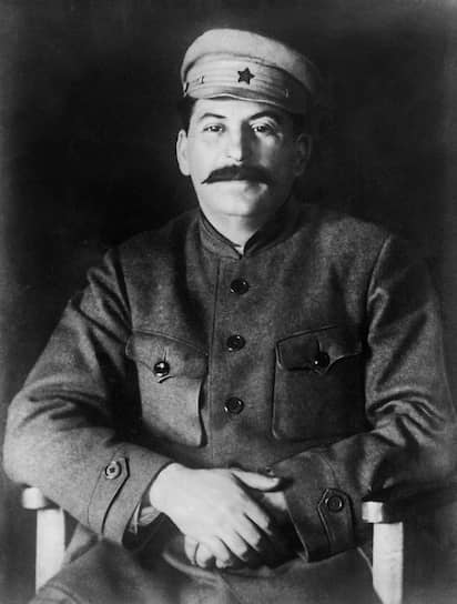 «Вся концепция истории гражданской войны в СССР была построена на версии о “решающей” роли Сталина: там, где его не было, якобы не происходило ничего достойного внимания»