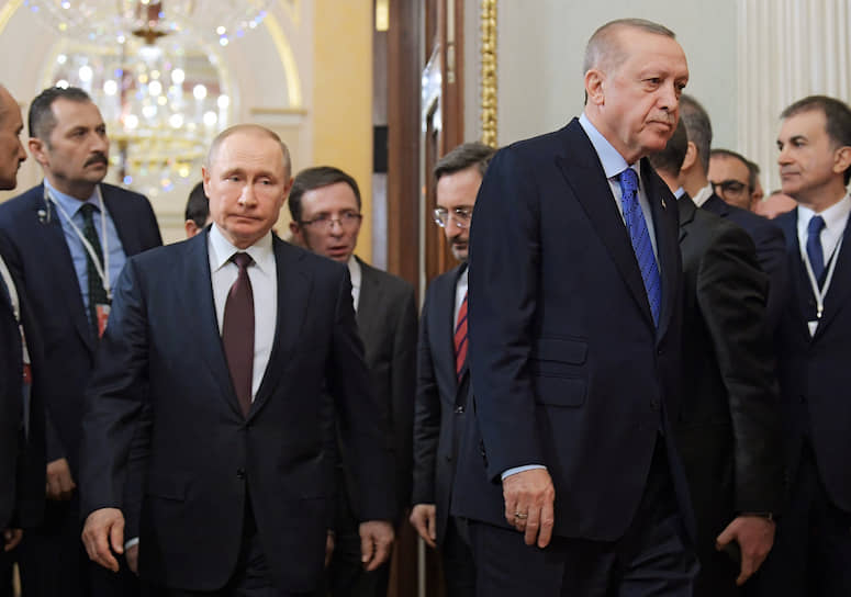 Президент Турции Реджеп Тайип Эрдоган (справа) и президент России Владимир Путин (слева)