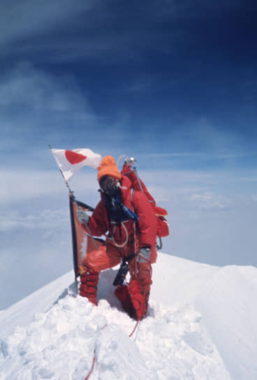 &lt;b>Дзюнко Табэи&lt;/b>
&lt;br>Японка стала первой женщиной, совершившей успешный подъем на вершину Эвереста 16 мая 1975 года
