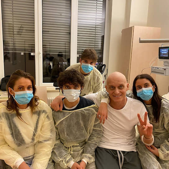 30 июня на своей странице в Instagram заболевший лейкемией бизнесмен Олег Тиньков рассказал, что также переболел коронавирусом 