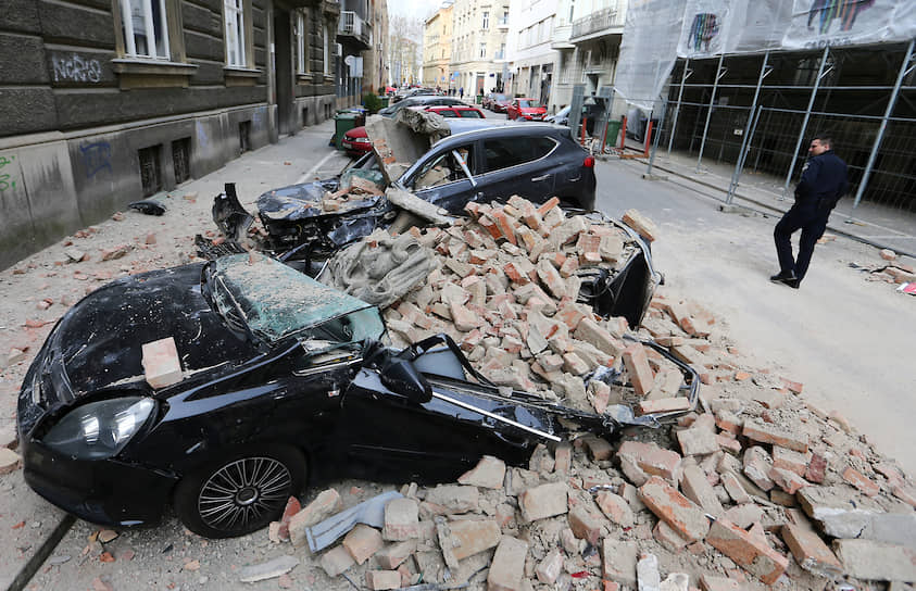 В Загребе повреждены здания и автомобили, в городе наблюдаются проблемы с электроэнергией