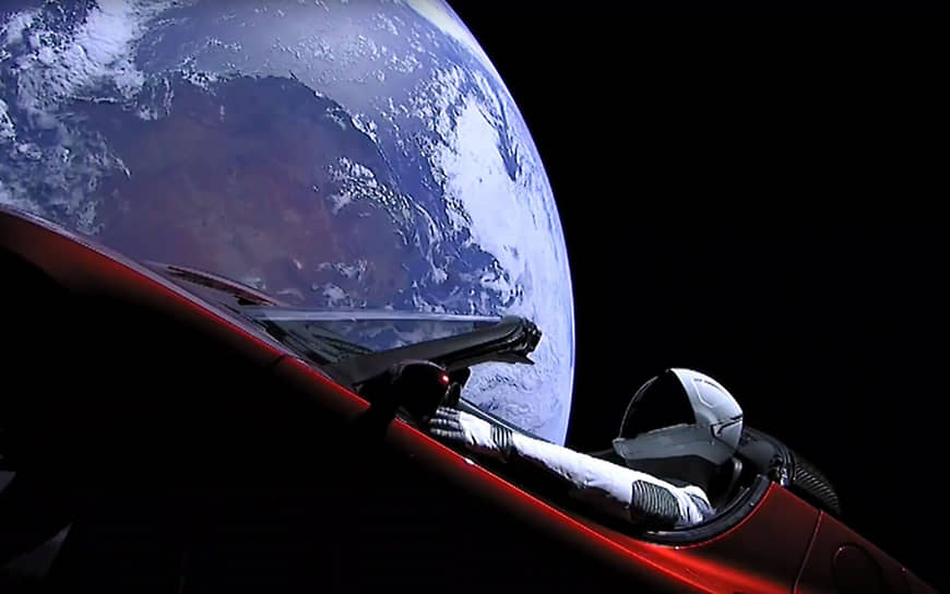 Автомобиль Tesla Roadster, который был запущен в космос компанией SpaceX 6 февраля 2018 года при испытании ракеты Falcon Heavy