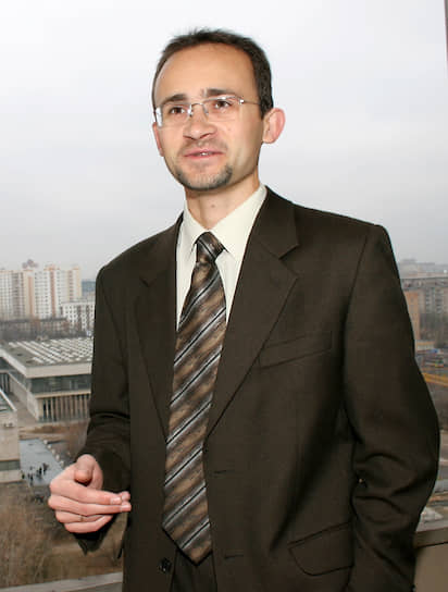 Руководитель направления анализа и прогнозирования развития отраслей реального сектора ЦМАКП Владимир Сальников